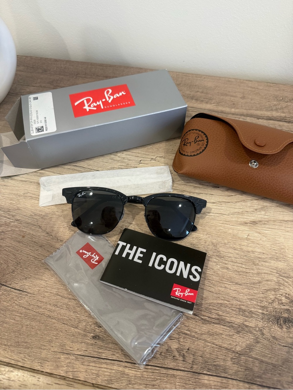 Ray-Ban Black & Dark Gray Clubmaster Sunglasses with Case